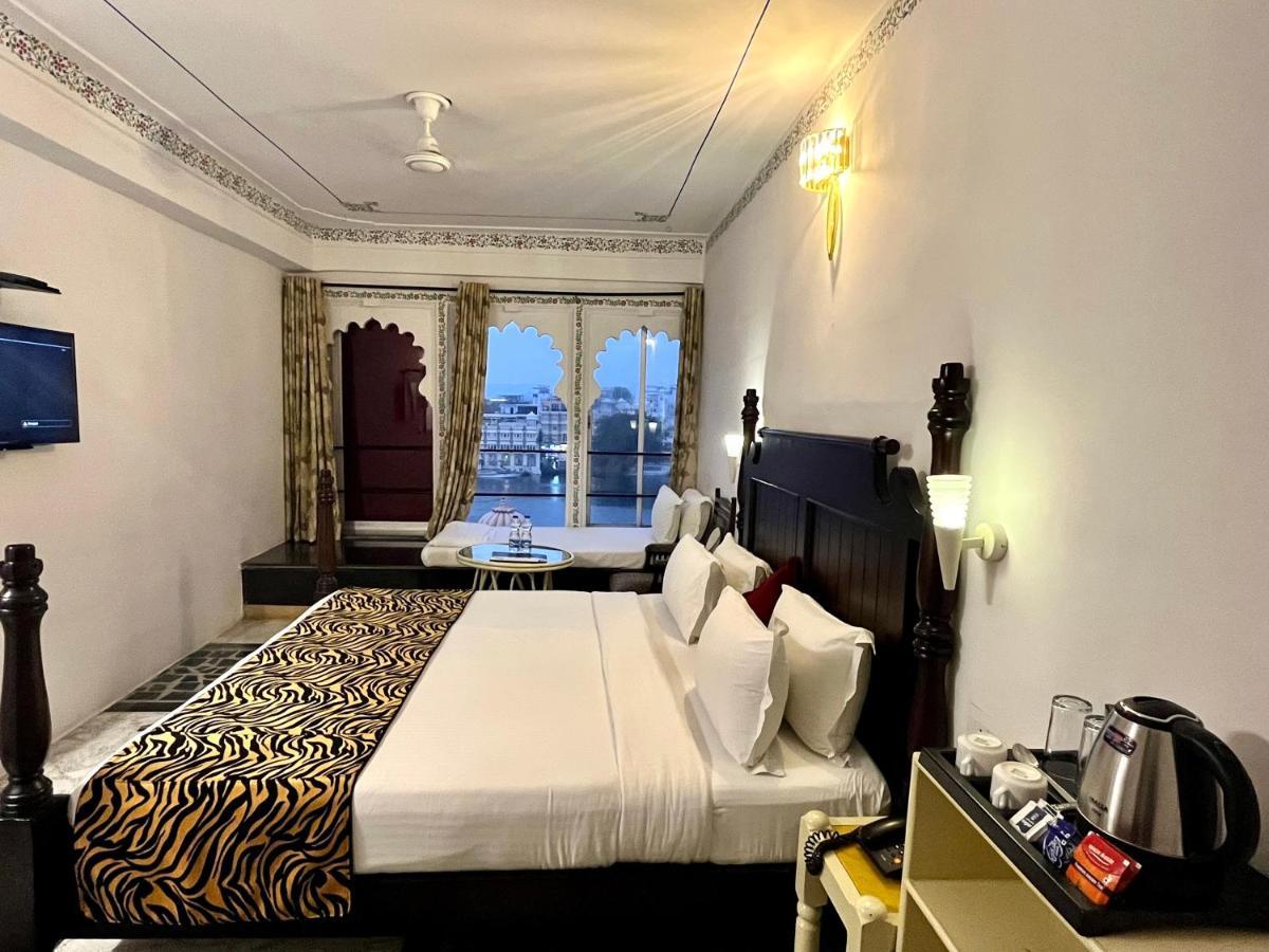 Hotel The Tiger Удайпур Екстер'єр фото